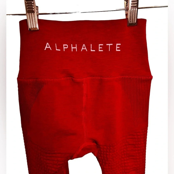 Alphalete leggings size xs in excellent condition. - Picture 5 of 8